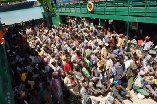 Quelques-uns des sept mille clandestins arrêtés dans le port de Djibouti.jpg