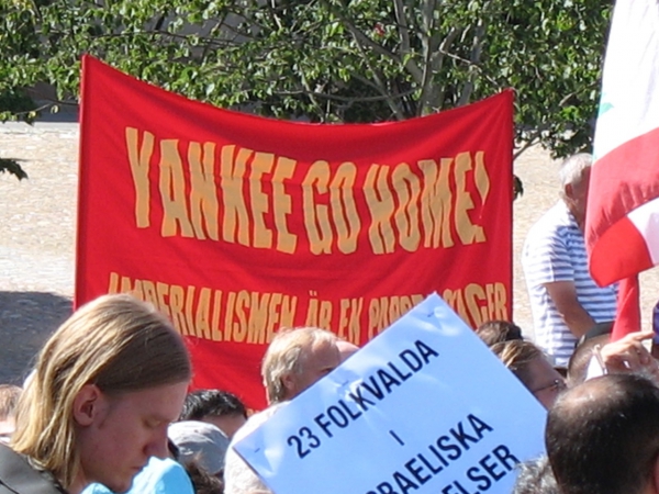 41. Yankee go home Suède.jpg