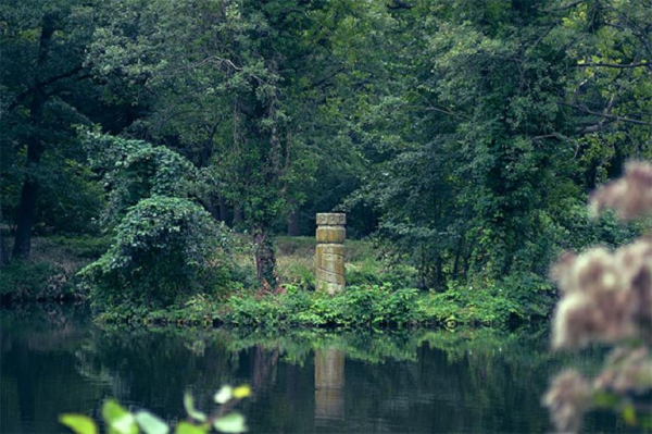 7 bis Rousseau Insel Tiergarten Berlin.jpg