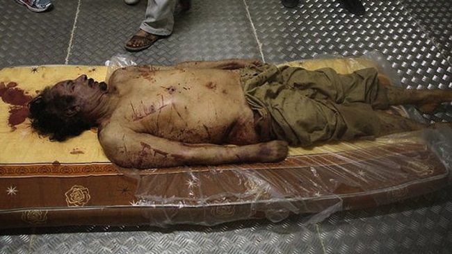 9. Kadhafi mort 20 octobre 2011.jpg