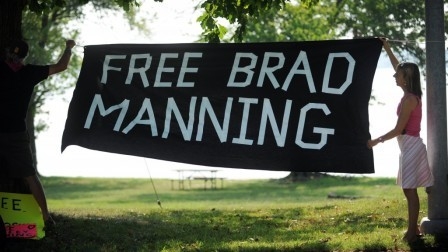 Free Brad Manning Amnesty.jpg