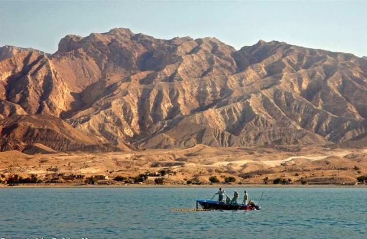 1. Bateau Iran -280-3872px.jpg