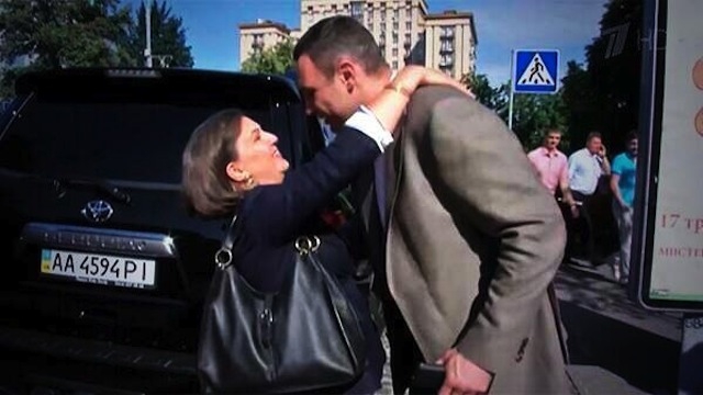 21 bis. Nuland et Klitschko.JPG