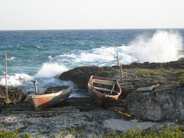 Petites barques de pecheurs à Cuba.jpg