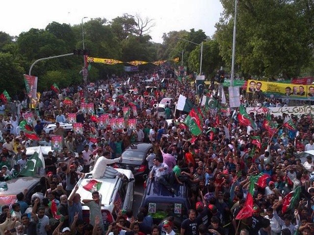 11. Pakistan-Protest.jpg