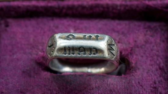 9. bague de jeanne d'arc.jpg