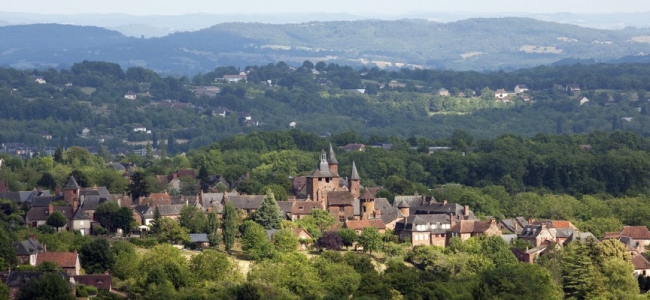 1. Collonges_la-_Rouge_Corrèze-864x400_c-864x400_c.jpg