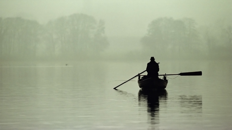 1. lonely boat 3.JPG