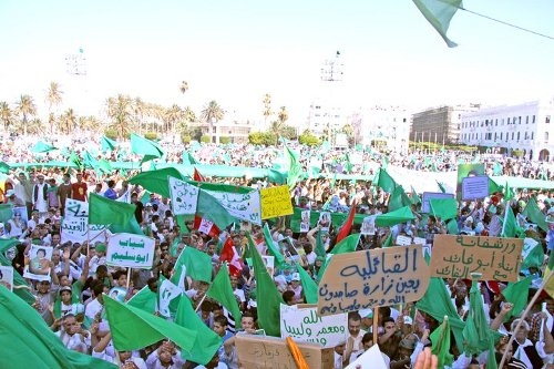 mass_demo_for_qadaffi_july_72.jpg